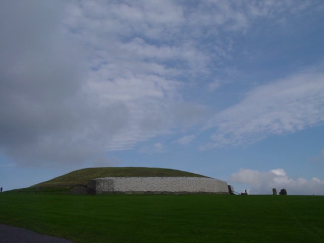 newgrange.jpg